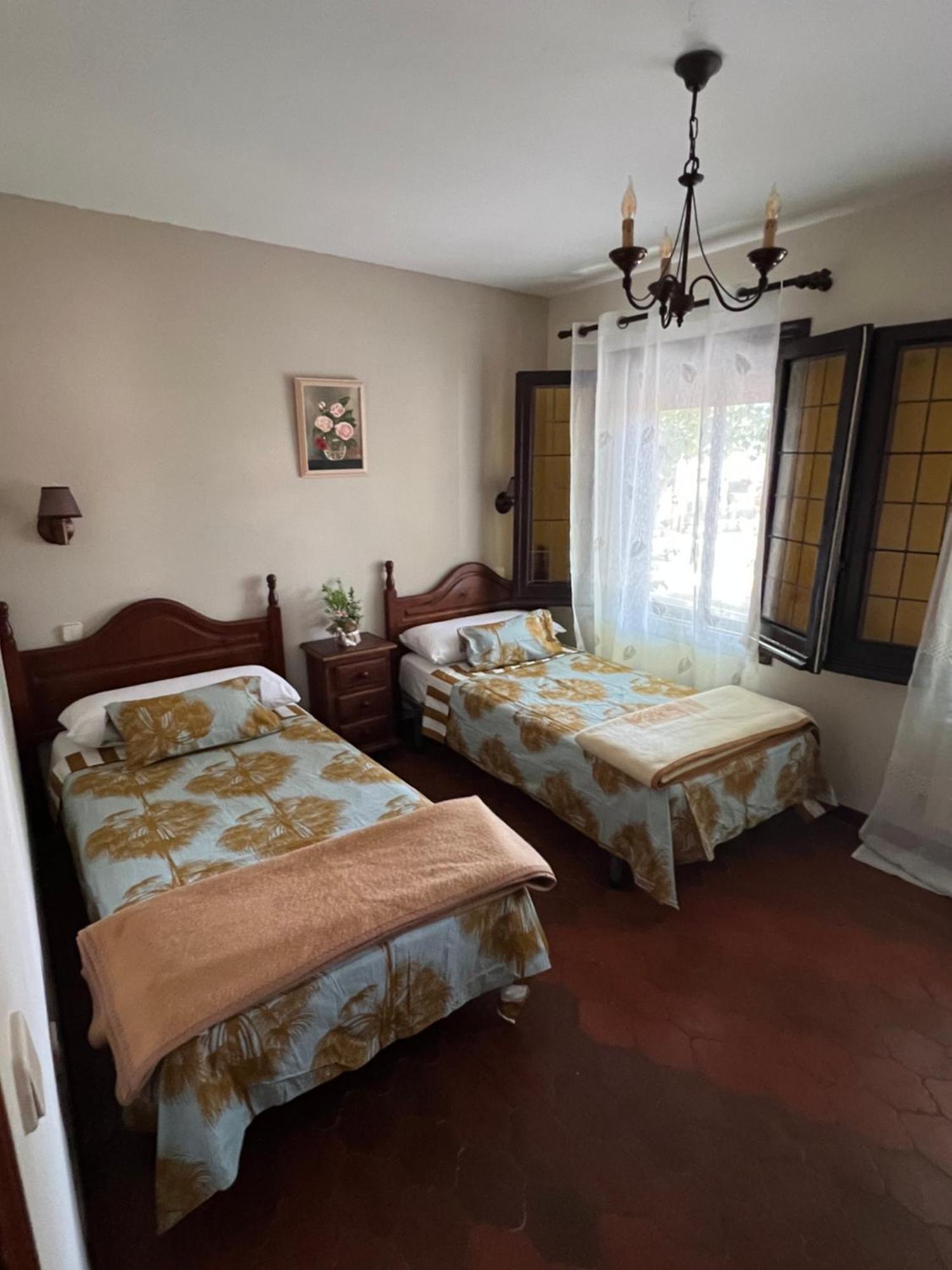 Hostal Sabor Fusion Hotell La Pradera de Navalhorno Exteriör bild